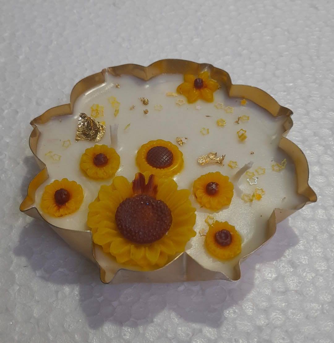 4.5 Inch Floral Urli Candle | Handmade Decorative Flower Urli Candle | Luxury Soy Wax Candle