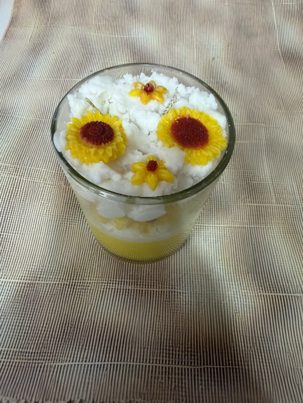 Sunflower Garden Dessert Candle – Handcrafted Floral Decorative Candle